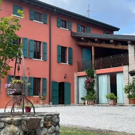 Le Mansarine Charme Panzió Castellaro