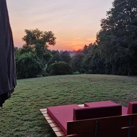 Le Mansarine Charme Panzió *