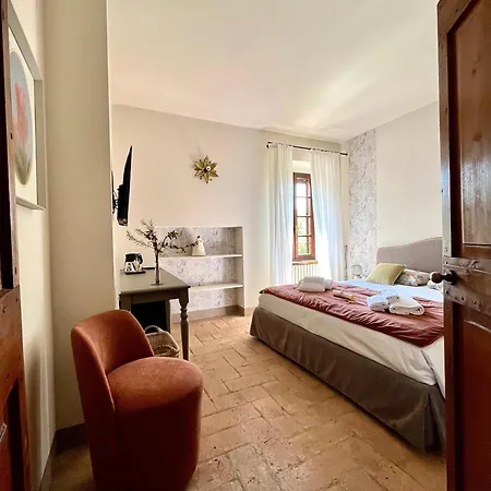 Le Mansarine Charme Panzió